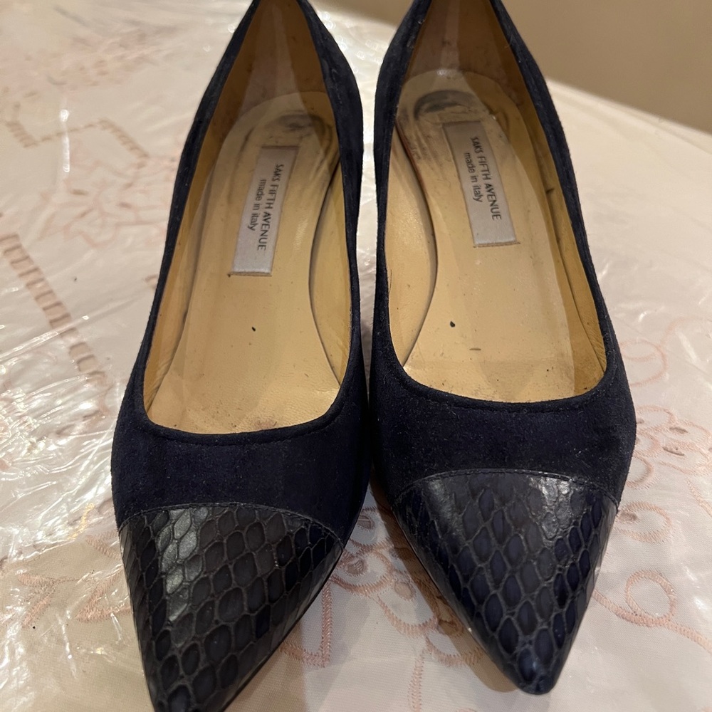 Saks Fifth Avenue Navy Suede & Snakeskin Toe Cap Heels